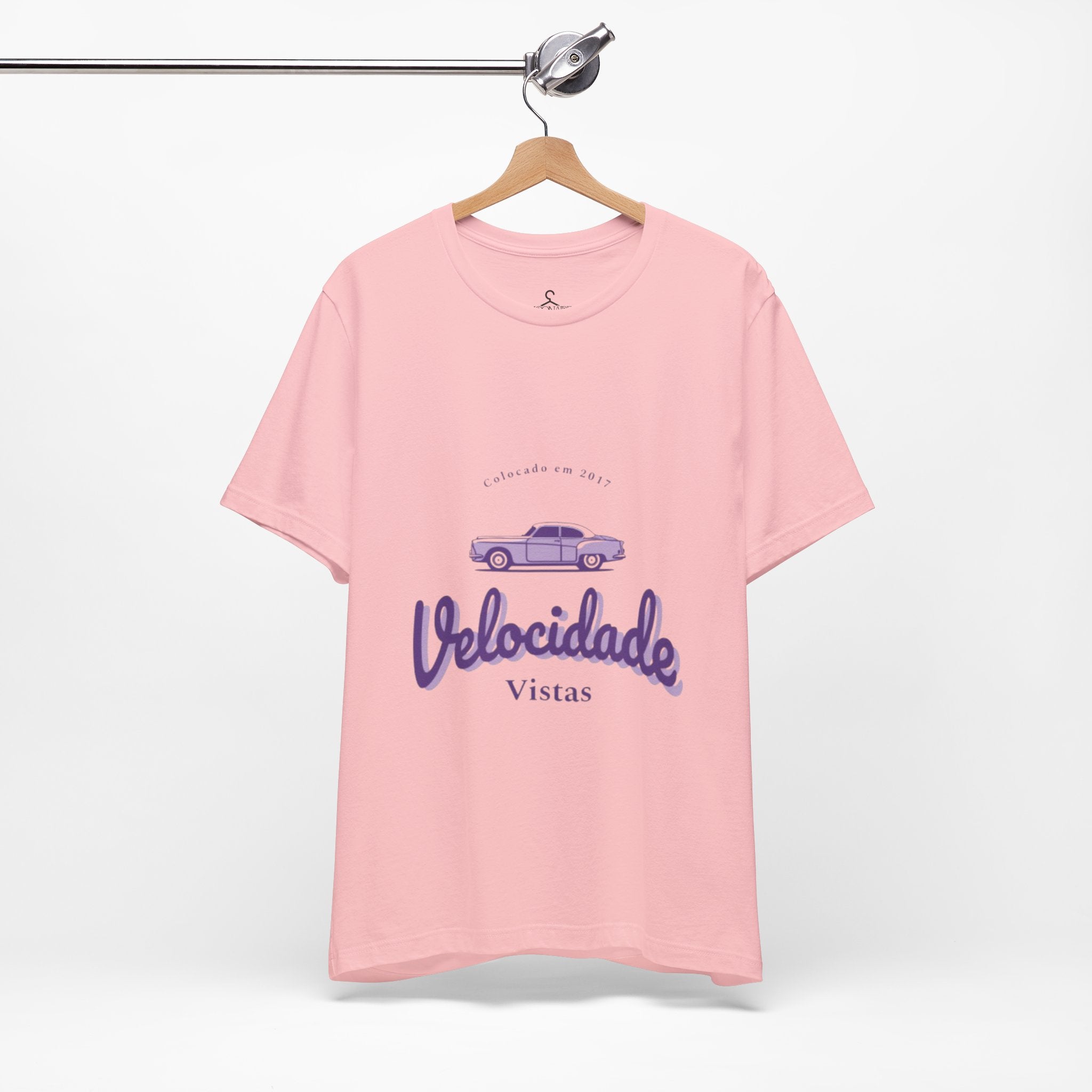 Velocidade Vintage Car T-Shirt – Retro Speed Racing Graphic Tee
