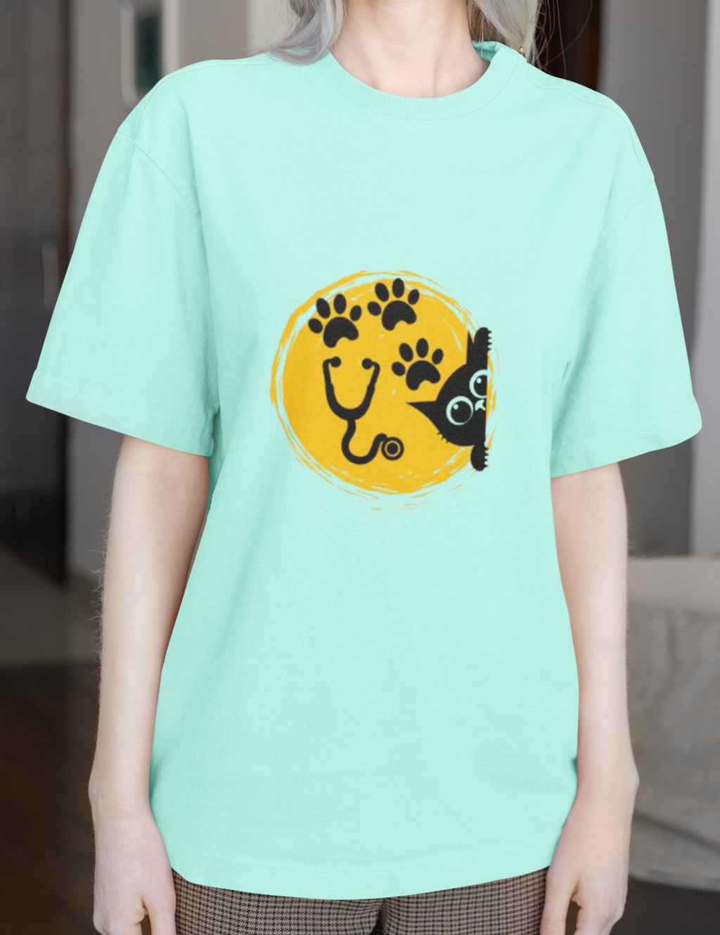 Cat and Paws Circle Graphic T-Shirt – Cute Cat Lover Tee