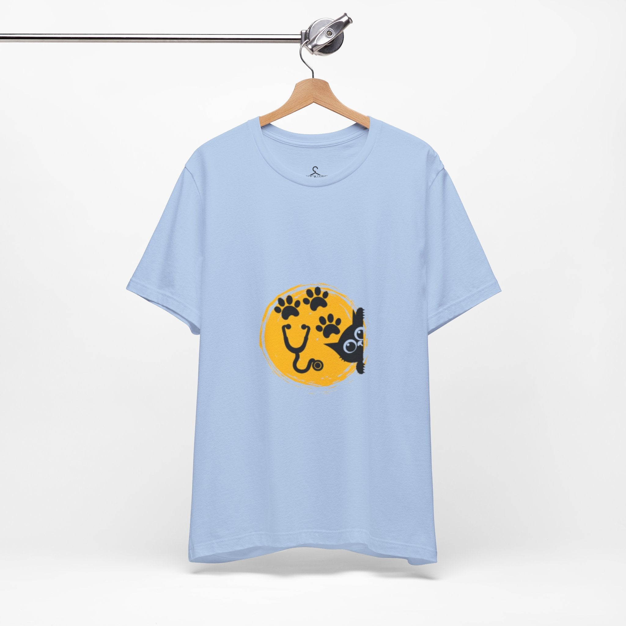 Cat and Paws Circle Graphic T-Shirt – Cute Cat Lover Tee