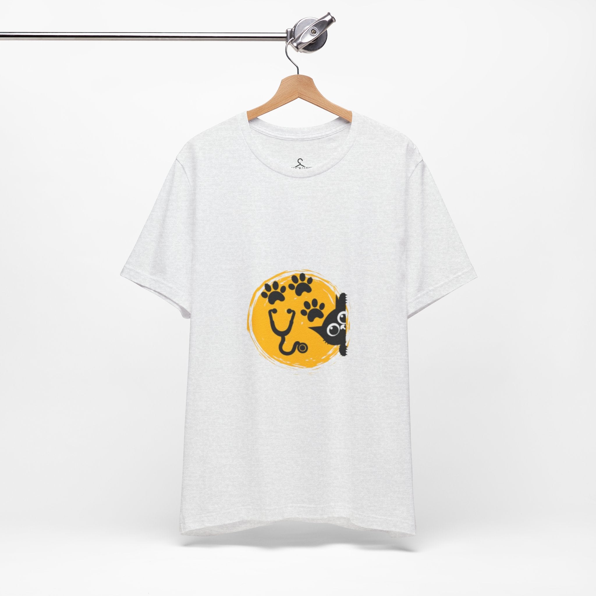 Cat and Paws Circle Graphic T-Shirt – Cute Cat Lover Tee